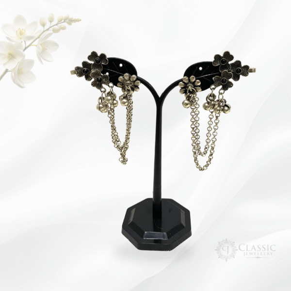 Earcuffs