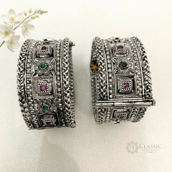 oxidized-multi-stone-kada-1